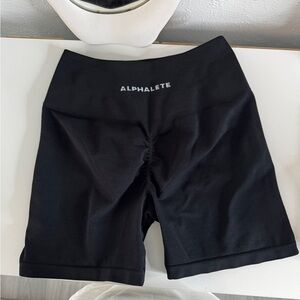 ALPHALETE amply shorts 4.5”